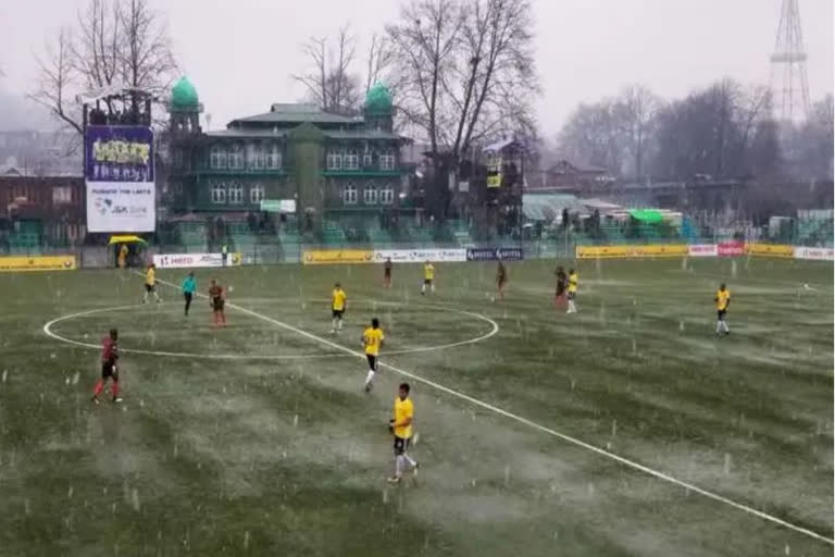 Youth in Kashmir will get better sports facilities, football ground will be upgraded