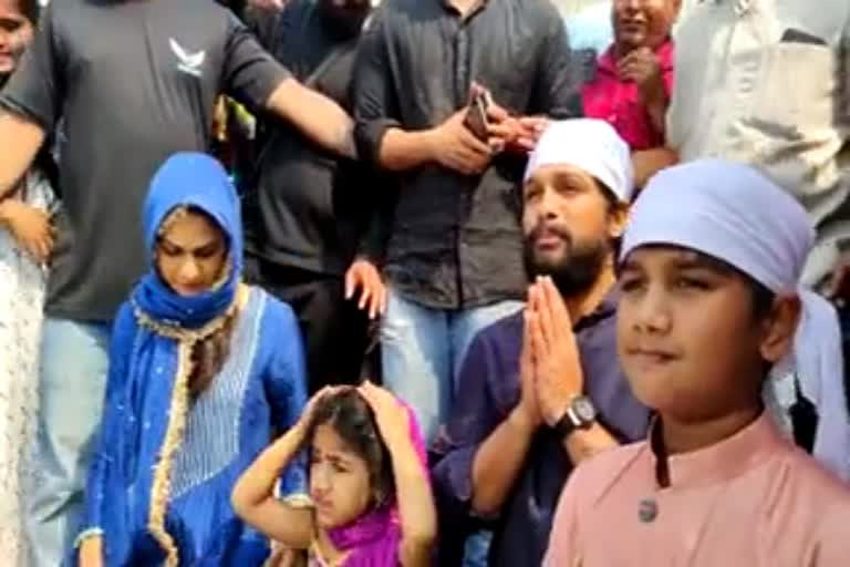 actor Allu Arjun family visits Golden Temple