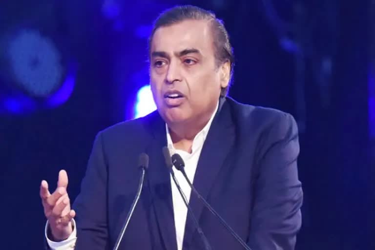 central Govt upgrades Mukesh Ambani's security cover to Z plus
