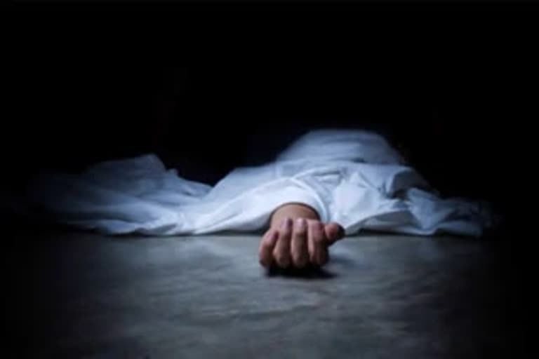 Woman stays with 38-year-old son's body in Bengal's Purulia