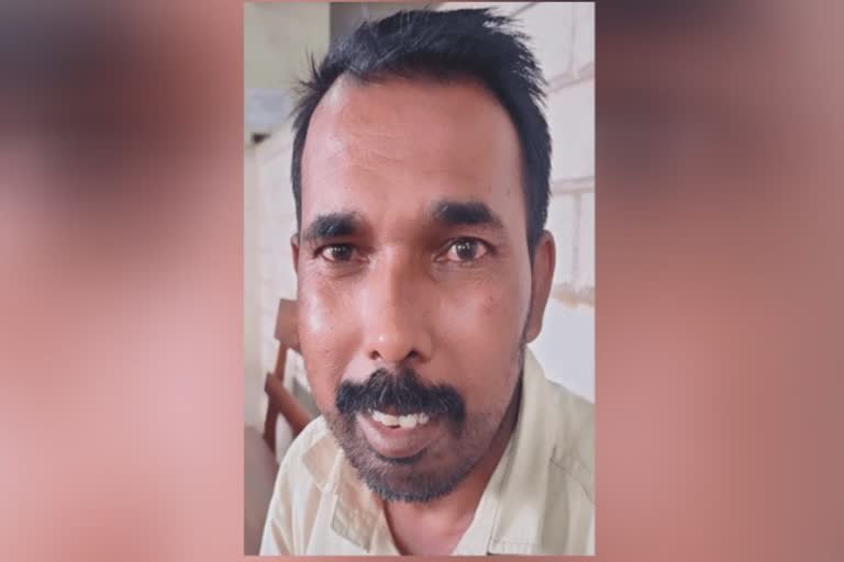 pta arrest  ചങ്ങനാശ്ശേരി  യുവതിക്ക് നേരെ ലൈംഗിക അതിക്രമം  കെഎസ്‌ആര്‍ടിസി ബസില്‍ ലൈംഗിക അതിക്രമം  sexual harrasement case  Pathanamthitta news updates  പത്തനംതിട്ട വാര്‍ത്തകള്‍  kerala news updates