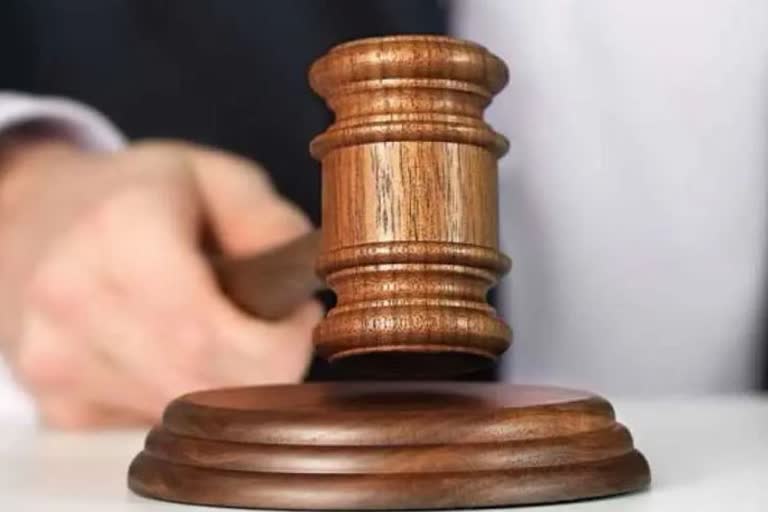 khandwa court sentenced son life imprisonment