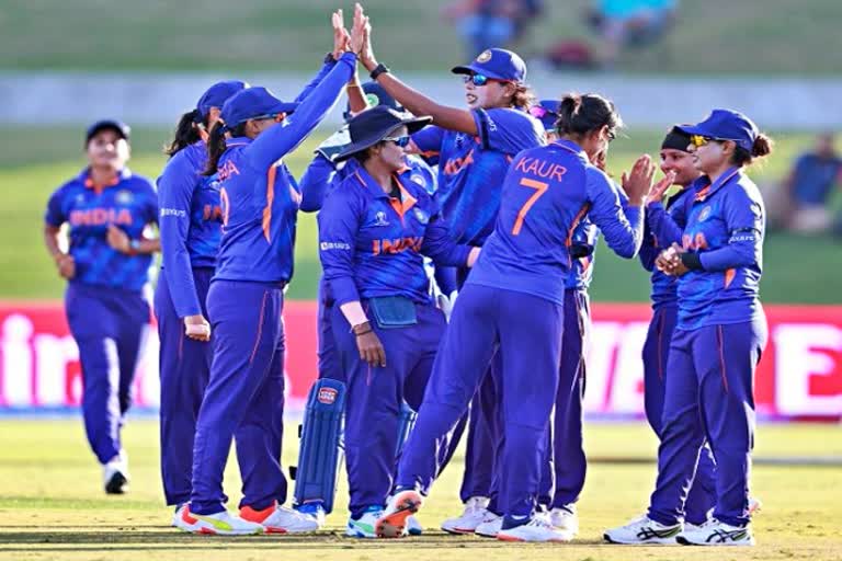 ICC womens Ranking  India fourth place in ODI  India fourth place in T20  Indian womens team  भारतीय महिला टीम  आईसीसी महिला रैंकिंग  वनडे में चौथे स्थान पर भारत  टी20 में भारत चौथे स्थान पर  भारतीय महिला टीम