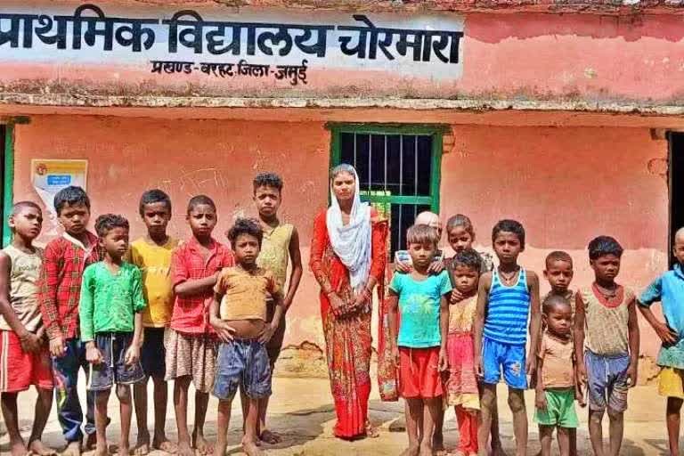 daughter-in-law-teaches-in-school-once-blown-by-naxalite-father-in-law-baleshwar-koda-in-jamui