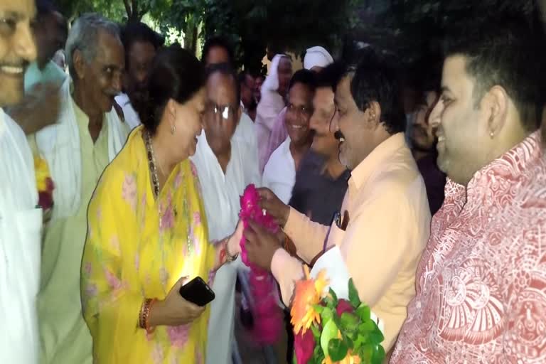 Vasundhara Raje reaches Dholpur