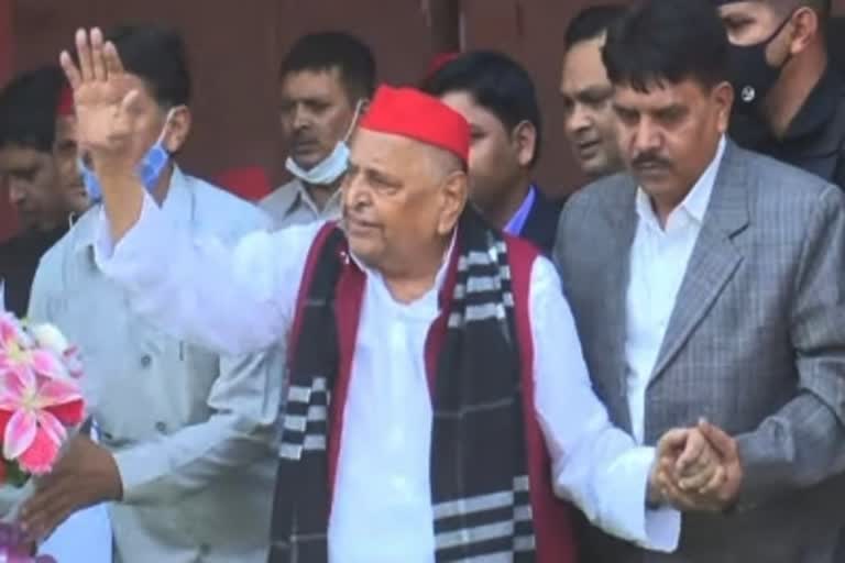 mulayam-singh-yadav-health-deteriorated-shifted-to-icu