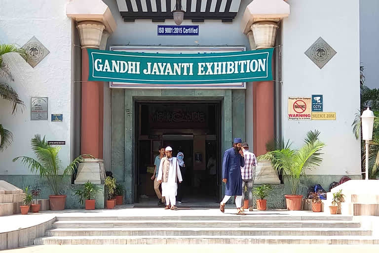 اے ایم یو میں گاندی جبینتی پر خصوصی نمائش کا اہتمام
