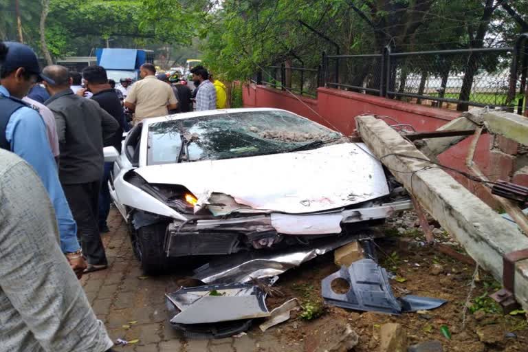 Lamborghini car accident