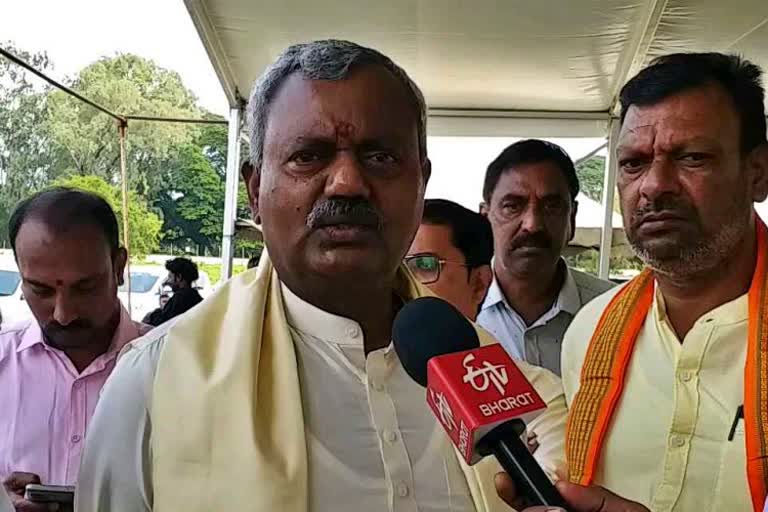 Minister ST Somashekar