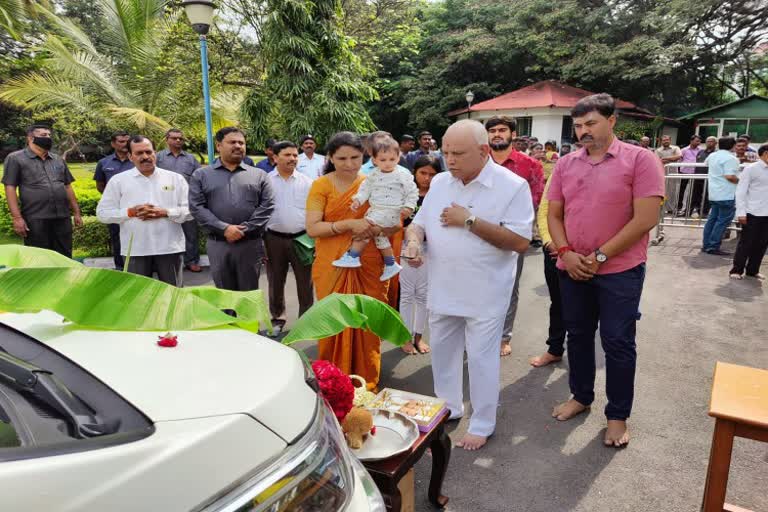 ayudha pooja by former cm bs yadiyurappa