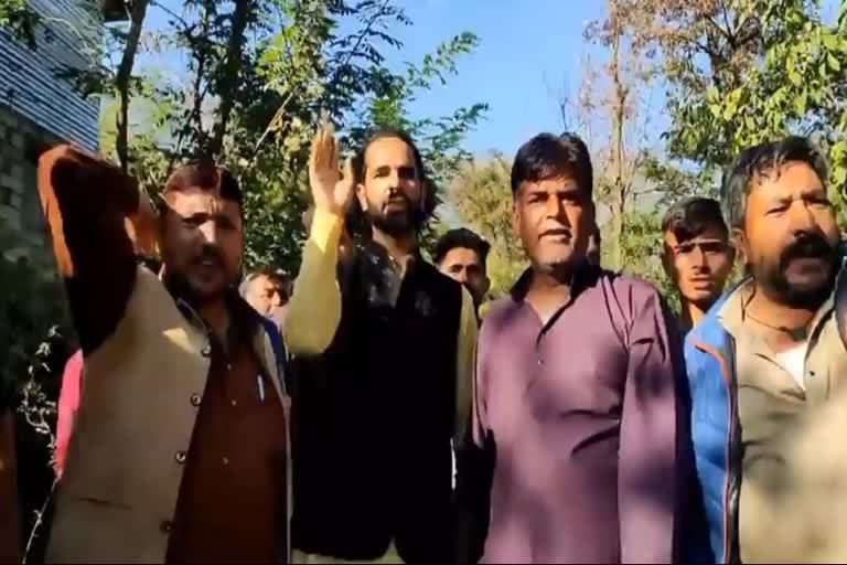 pahari-community-celebrates-after-home-minister-announcement-of-reservation