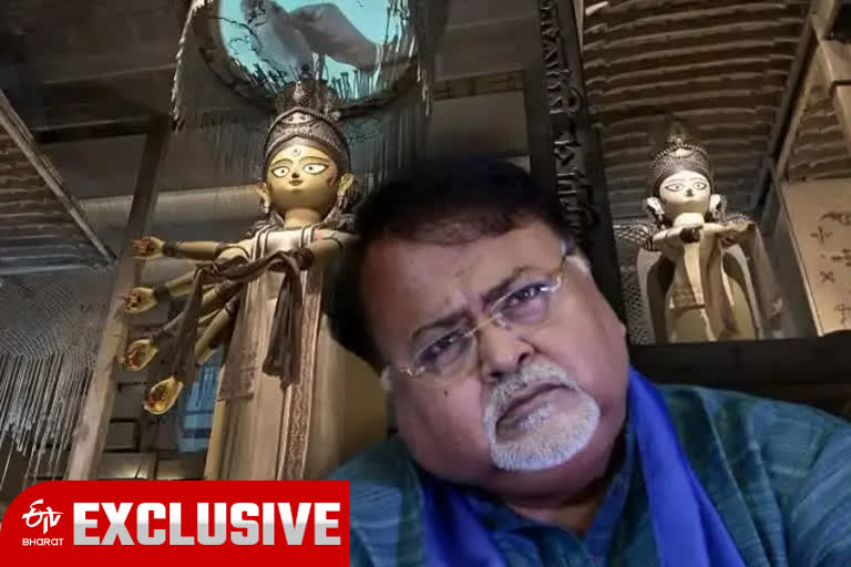 Partha Chatterjee keeps faith in Ma Durga on the day of Dussehra