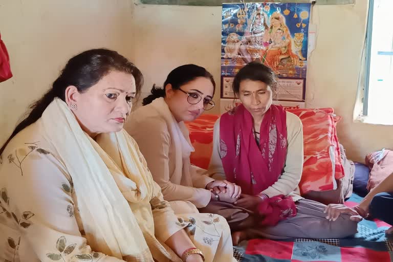 Advocate Deepika Singh Rajawat met Ankita's family members