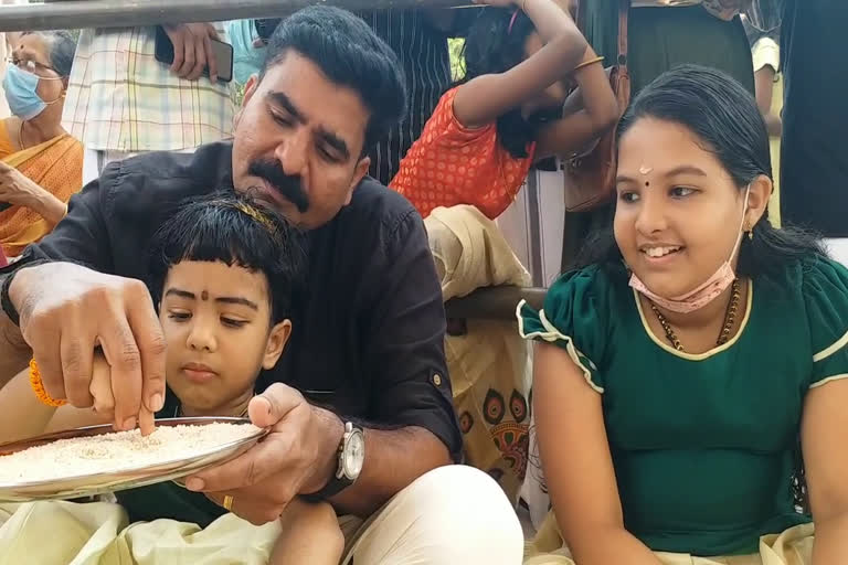 Etv Bhara'Vidyarambham': Toddlers step into the world of knowledge in Kerala on Vijayadasamit