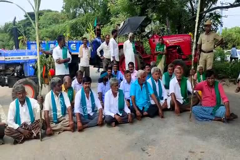 farmers protest in mandya