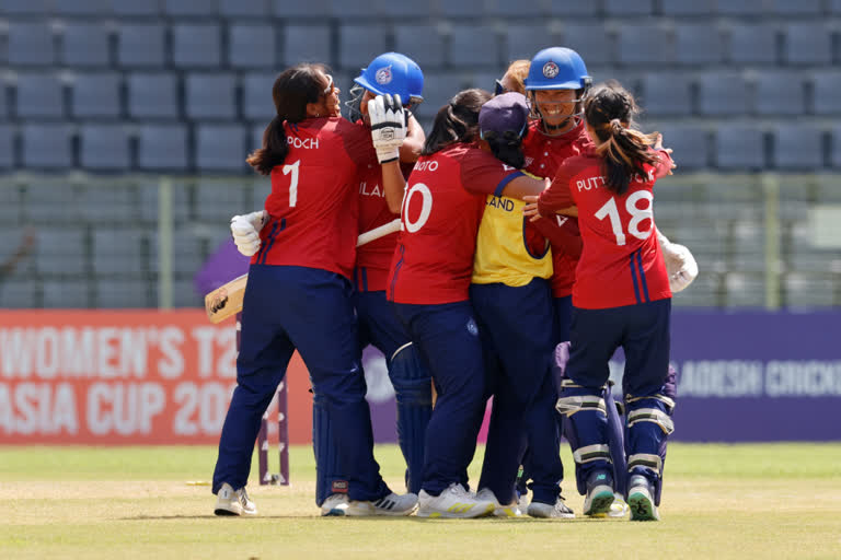 women asia cup  Thailand Womens Cricket  PakvThai  Pakistan womens vs Thailand womens  തായ്‌ലന്‍ഡിന് ചരിത്രവിജയം  വനിത ഏഷ്യ കപ്പ്  പാകിസ്ഥാന്‍ വനിത ക്രിക്കറ്റ് ടീം  തായ്‌ലന്‍ഡ്