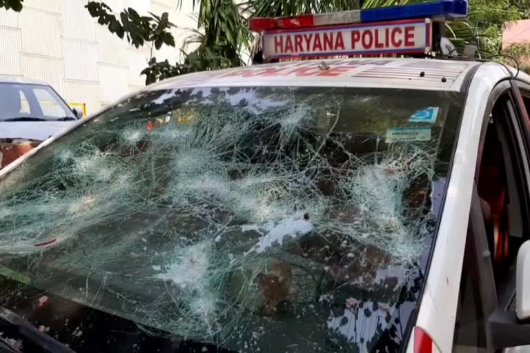 attacked On Police PCR staff in Gurugram