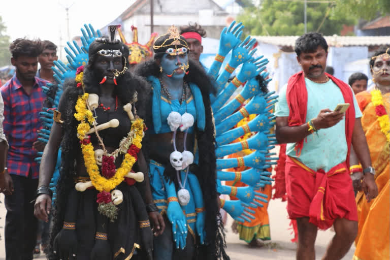 ৰঙৰ উৎসৱ কুলাচাই দশেৰা