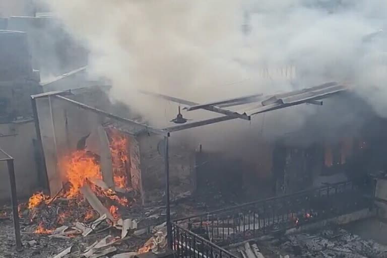 fire in firecrackers warehouse in karnal