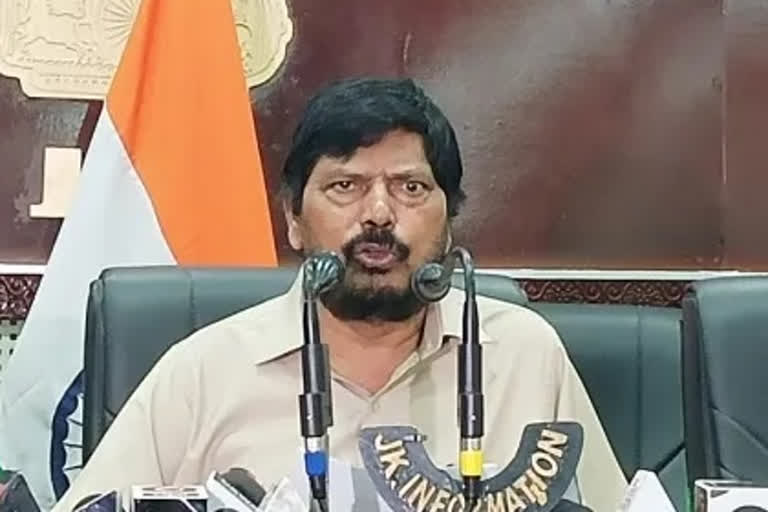 We want a united Kashmir : Athawale