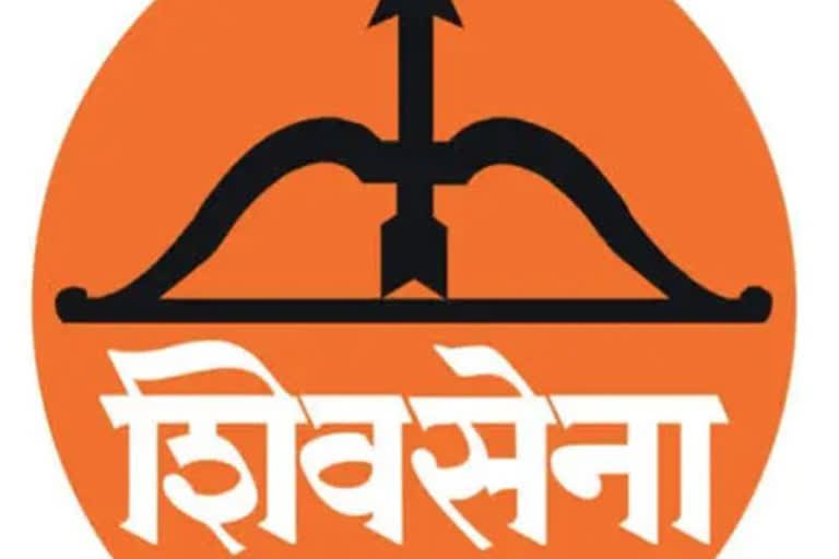 EC asks team Thackeray to respond as Shinde camp claims Sena's 'bow and arrow' symbol