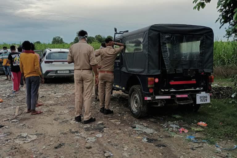 मुखबिरी के शक में कर दी दोस्त की हत्या