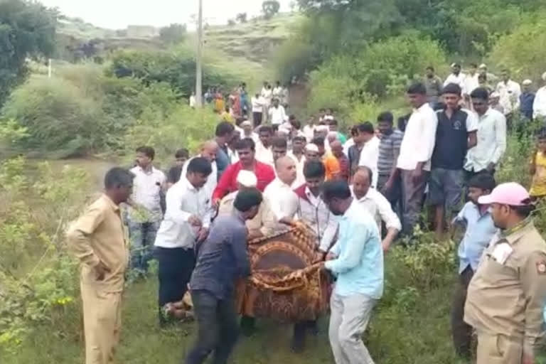 Four boys who went for a bath in pond electrocuted