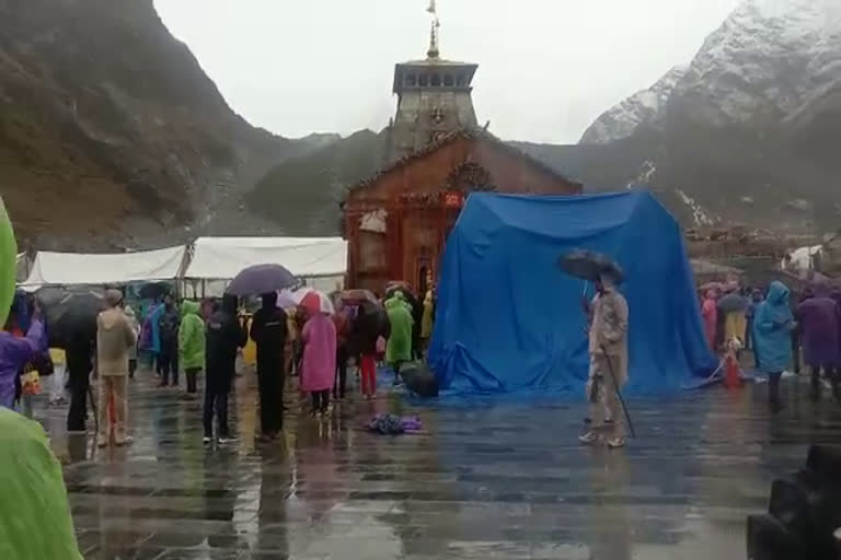 Rain in Kedarnath Dham