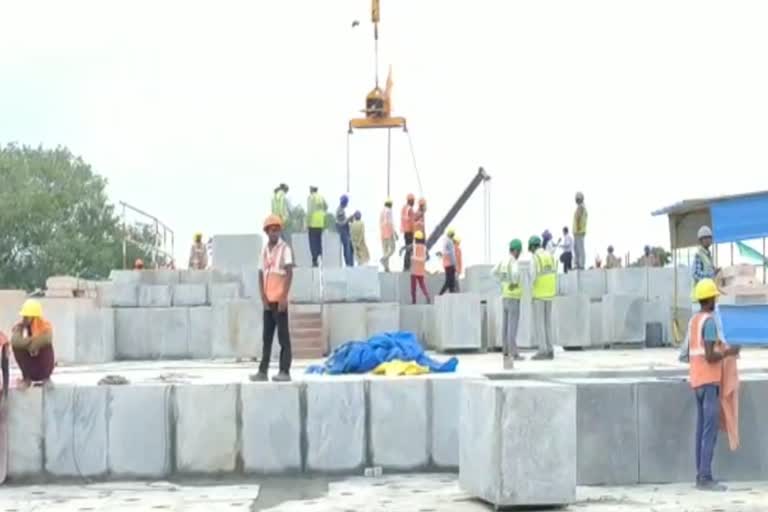 तेजी से हो रहा राम मंदिर का निर्माण