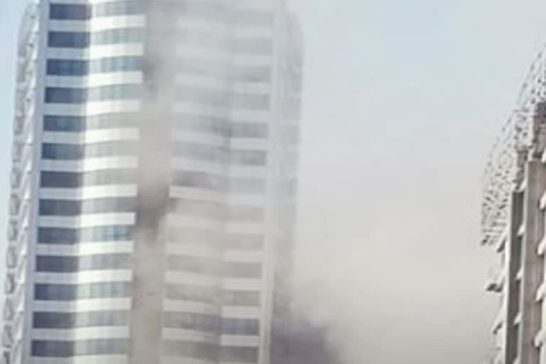 Fire breaks out in Islamabad shopping mall