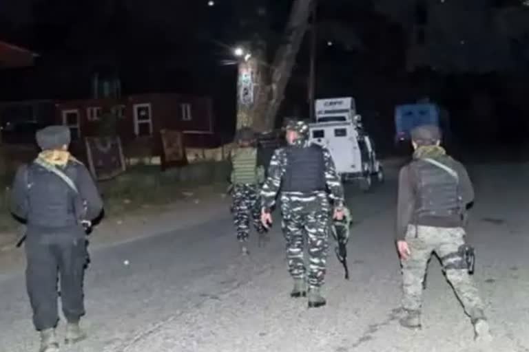 One killed in Anantnag encounter  Anantnag encounter  terrorist killed in Anantnag encounter  terrorist killed  terrorist attack  അനന്ത്നാഗ് ഏറ്റുമുട്ടൽ  അനന്ത്നാഗ് ഏറ്റുമുട്ടലിൽ ഒരു ഭീകരൻ കൊല്ലപ്പെട്ടു  ഭീകരൻ കൊല്ലപ്പെട്ടു  അനന്ത്നാഗിൽ ഒരു ഭീകരൻ കൊല്ലപ്പെട്ടു  തെക്കൻ കശ്‌മീരിലെ അനന്ത്നാഗ് ജില്ല  തെക്കൻ കശ്‌മീരിലെ അനന്ത്നാഗ് ജില്ലയിൽ ഏറ്റുമുട്ടൽ  ഭീകരൻ കൊല്ലപ്പെട്ടു  തെക്കൻ കശ്‌മീരിൽ ഏറ്റുമുട്ടൽ  അനന്ത്നാഗ്  അനന്ത്നാഗ് ജില്ലയിലെ താങ്പാവ മേഖല  താങ്പാവ മേഖലയിൽ ഏറ്റുമുട്ടൽ