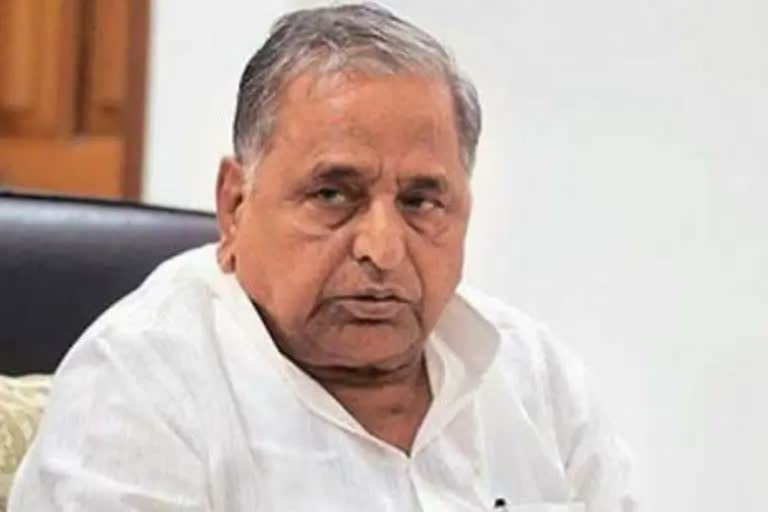 Mulayam Singh Yadav passes away