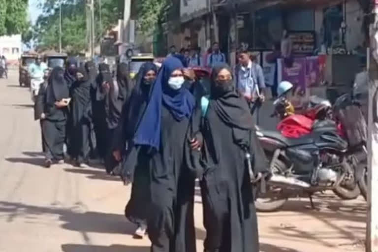 SC likely to pronounce verdict in Karnataka hijab ban matter this week