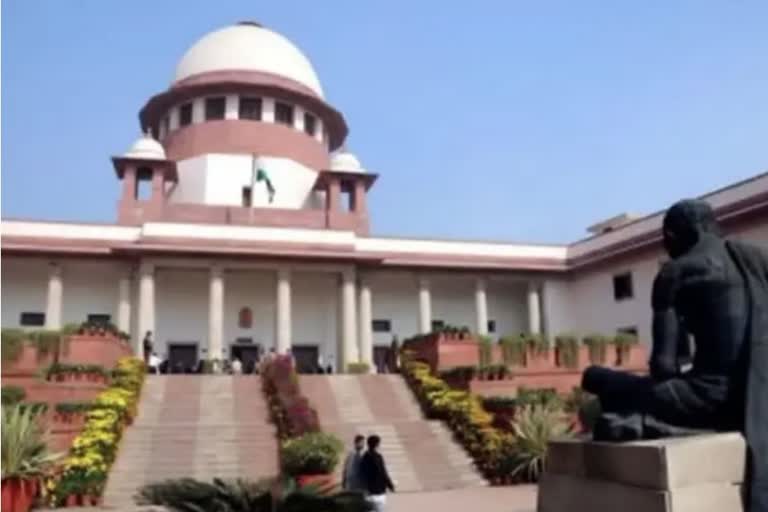 supreme court  sons moral duty to take care of his father  court cant pass any order  cheif justice of supreme court  take care of his father  latest supreme court news  latest news in new delhi  latest national news  latest news today  തന്‍റെ പിതാവിനെ സംരക്ഷിക്കുക  മകന്‍റെ ധാര്‍മികമായ കടമയാണ്  കോടതിക്ക് ഉത്തരവിടാനാവില്ല  സുപ്രീം കോടതി ചീഫ് ജസ്‌റ്റിസ്  ചീഫ് ജസ്‌റ്റിസ് യു യു ലളിത്  ന്യൂഡല്‍ഹി ഏറ്റവും പുതിയ വാര്‍ത്ത  ഇന്നത്തെ പ്രധാന വാര്‍ത്ത  ഏറ്റവും പുതിയ ദേശീയ വാര്‍ത്ത