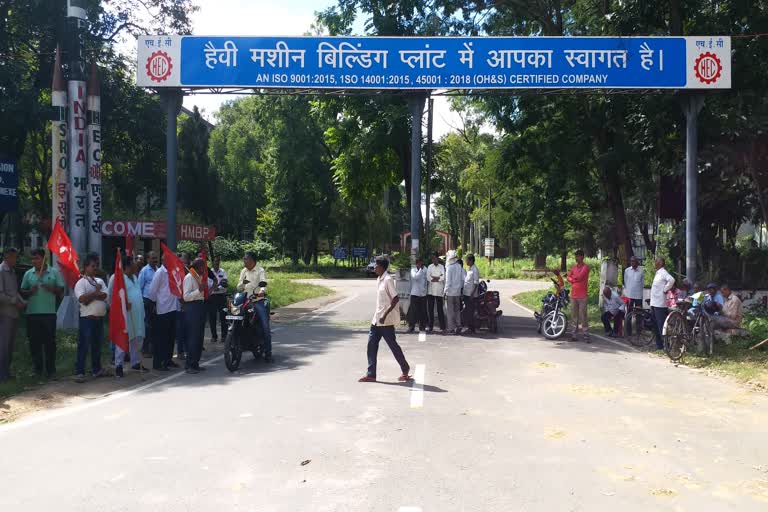 HEC workers protest in Ranchi