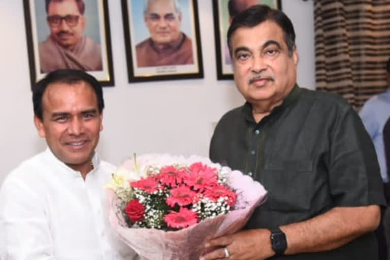 Nitin Gadkari