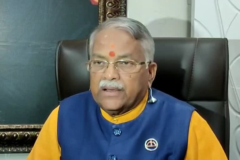Chandrakant Khaire