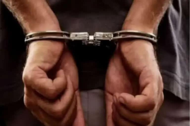 இரண்டு பெண்களைக் கடத்தி நரபலி கொடுத்த மந்திரவாதி உள்பட மூவர் கைது!