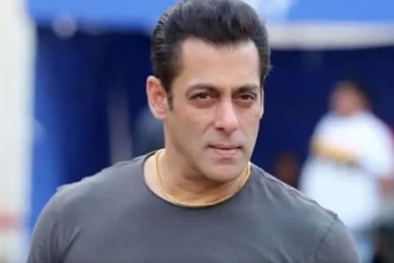 khethan kakkad case  actor salman khan  actor salman khan case  bombay highcourt denies interim relief  interim relief to actor salman khan  latest news in bollywood  latest news today  latest news in mumbai  കേതന്‍ കക്കാടിനെതിരെയുള്ള കേസ്  സല്‍മാന്‍ ഖാന്‍ നല്‍കിയ മാനനഷ്‌ടക്കേസില്‍  ഇടക്കാല ആശ്വാസം നല്‍കാന്‍ കോടതി വിസമ്മതിച്ചു  ഇടക്കാല ആശ്വാസം അനുവദിക്കില്ലെന്ന് കോടതി  സല്‍മാന്‍ ഖാന്‍ സമര്‍പ്പിച്ച ഹര്‍ജി  സല്‍മാന്‍ ഖാന്‍ കേസ്  ഏറ്റവും പുതിയ വാര്‍ത്ത  ഇന്നത്തെ പ്രധാന വാര്‍ത്ത