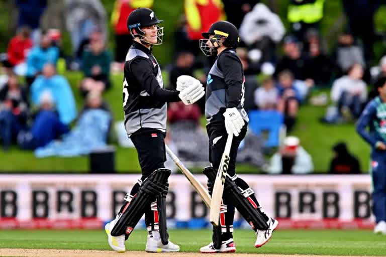 T20 tri series  New Zealand  Pakistan  New Zealand beat Pakistan  टी20 त्रिकोणीय सीरीज  न्यूजीलैंड  पाकिस्तान  न्यूजीलैंड ने पाकिस्तान को हराया