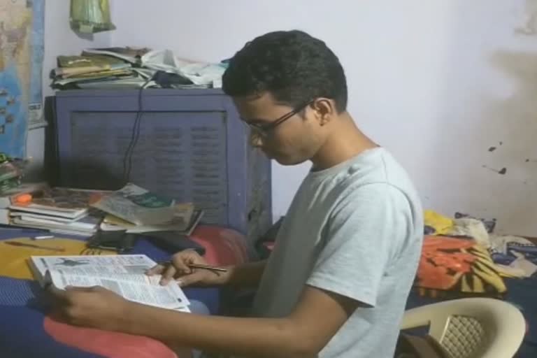 OPSC exams : ସେଲ୍ଫ ଷ୍ଟଡିରେ ପାଇଲେ ସଫଳତା