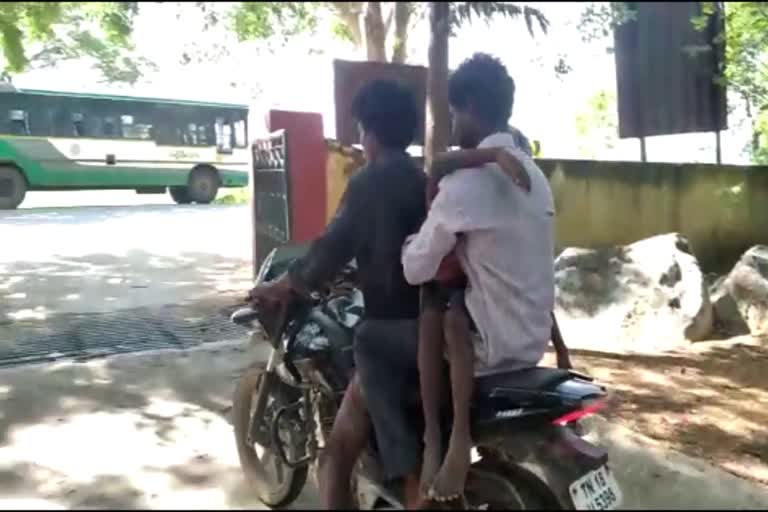 Inhuman incident in Tirupati district The father carried the boy s body on a two wheeler  ആംബുലന്‍സ് ഡ്രൈവര്‍ കനിഞ്ഞില്ല  ആംബുലന്‍സ് ഡ്രൈവര്‍ കൈയൊഴിഞ്ഞു  ഏഴുവയസുകാരന്‍റെ മൃതദേഹം ബൈക്കില്‍ വീട്ടിലെത്തിച്ചു  The father carried the boy s body on a two wheeler  Tirupathi  തിരുപ്പതി വാര്‍ത്തകള്‍  തിരുപ്പതി പുതിയ വാര്‍ത്തകള്‍  ആന്ധ്രപ്രദേശ് വാര്‍ത്തകള്‍  കെവിബിഐപുരം  ആന്ധ്രപ്രദേശിലെ തിരുപ്പതി