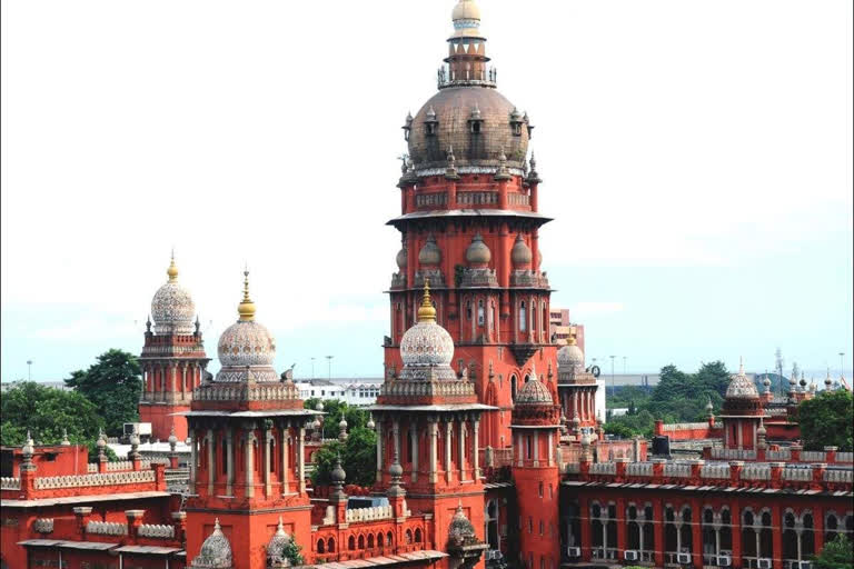 Man attempts suicide near Chennai High Court