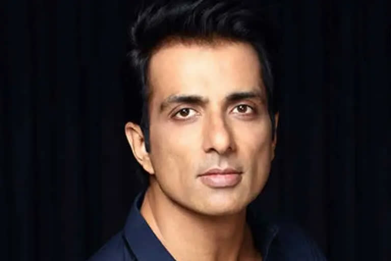 Sonu Sood decides to open women centres on Karwa Chauth