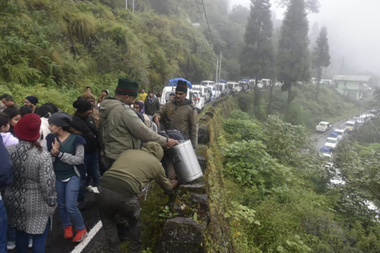 Rain causes landslides in Sikkim, leaves hundreds of tourists stranded