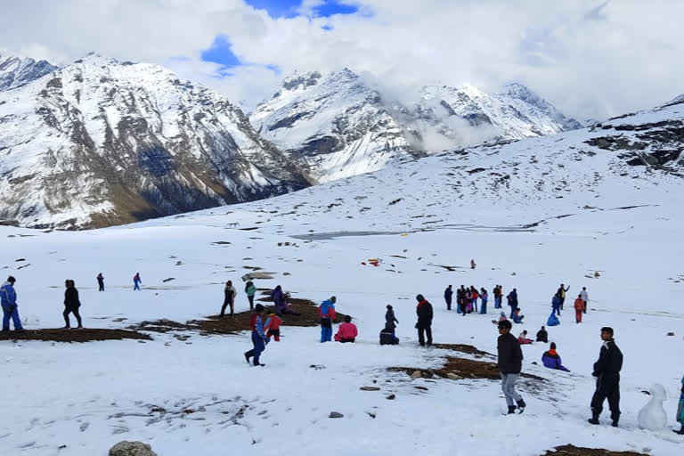 snowfall in kullu