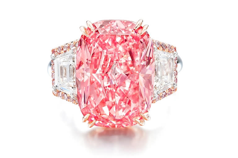 Pink diamond sells for record