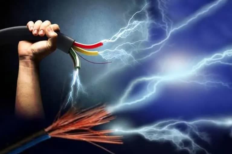 pdd-daily-wager-dies-of-electrocution-in-rajouri