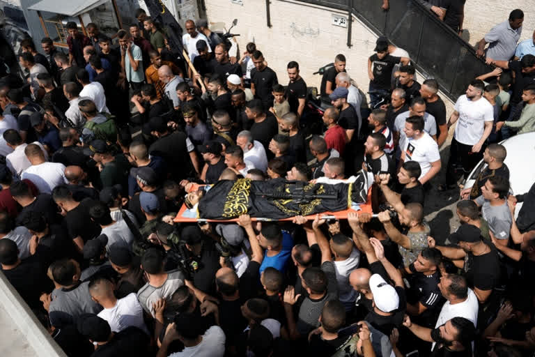 Palestinians killed by Israeli troops in separate clashes