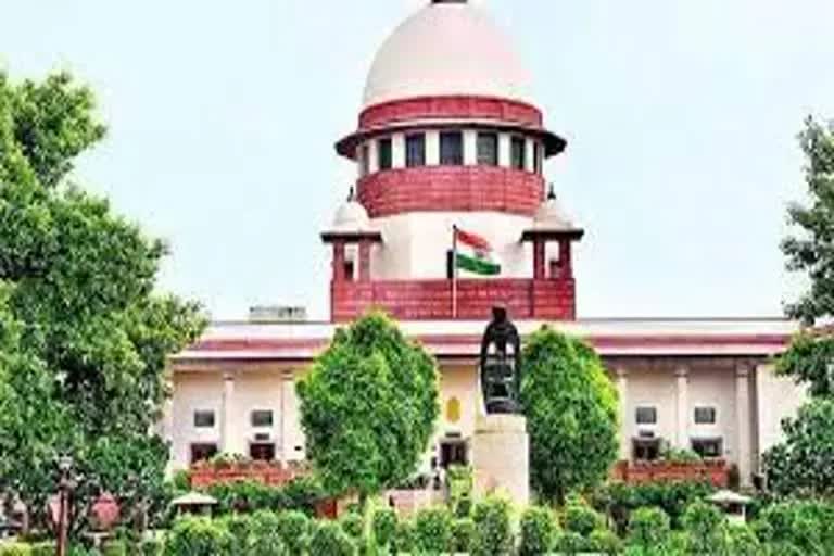 Supreme Court suspends the October 14 order of the Nagpur bench of Bombay High Court which discharged former Delhi University professor GN Saibaba